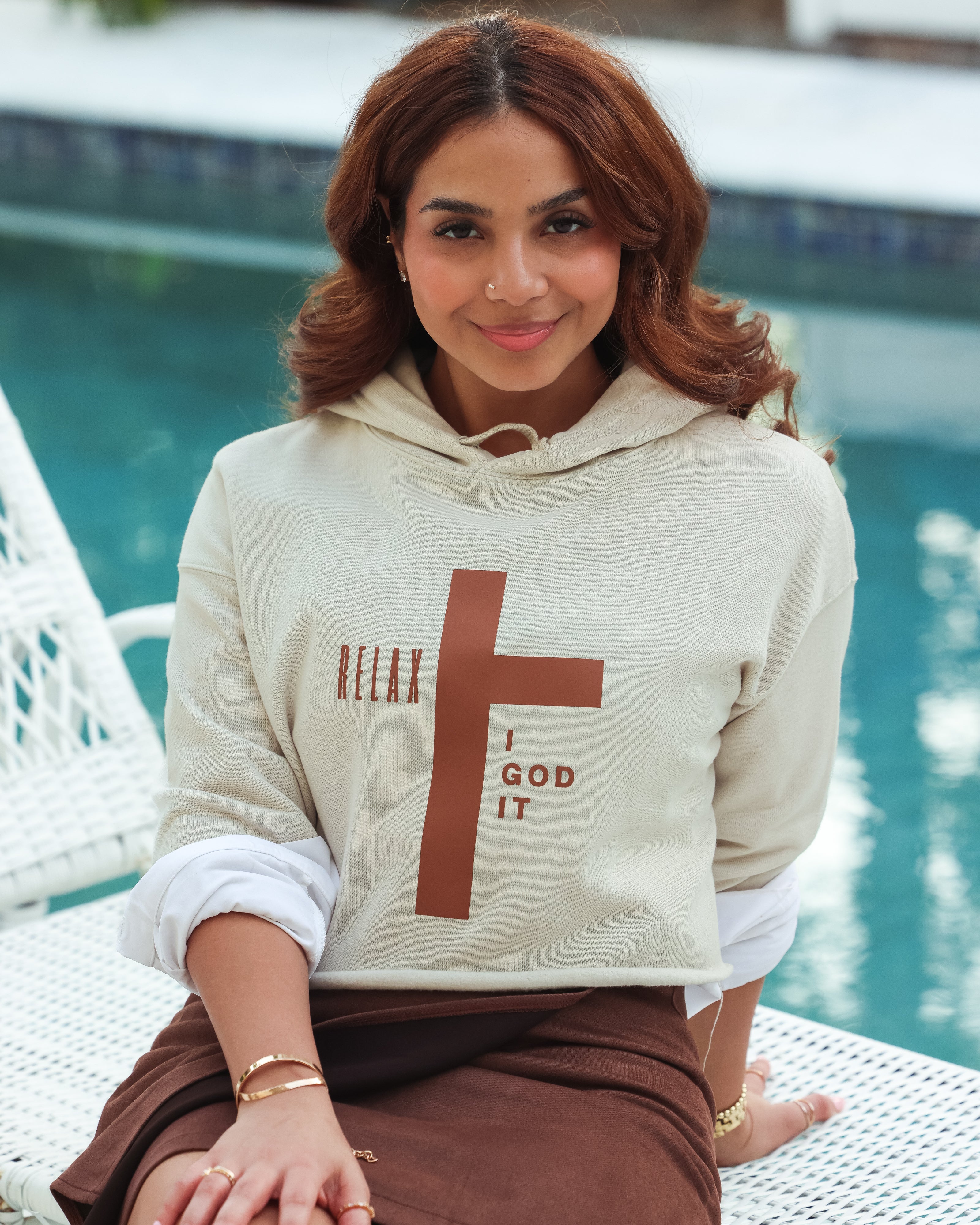 SAND GOD IT CROSS CROP HOODIE (WOMENS)